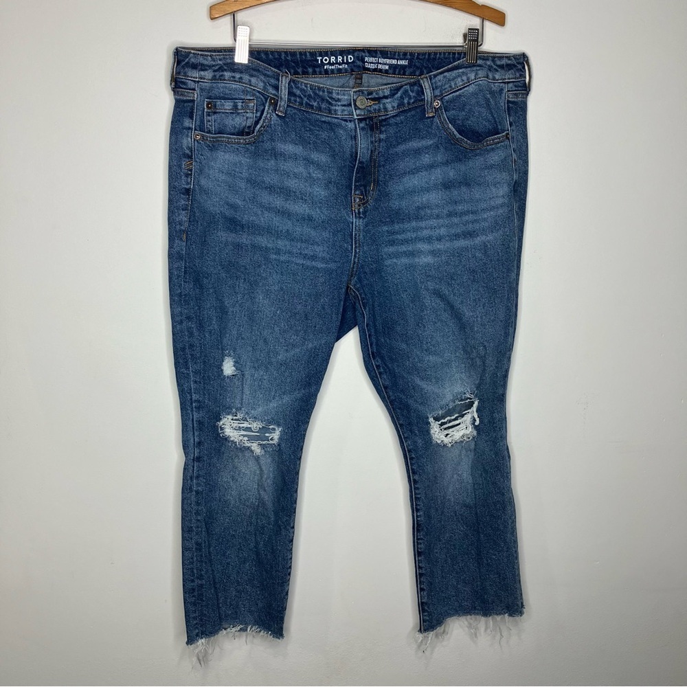 Torrid perfect boyfriend ankle jeans raw‎ hem classic denim size 16S